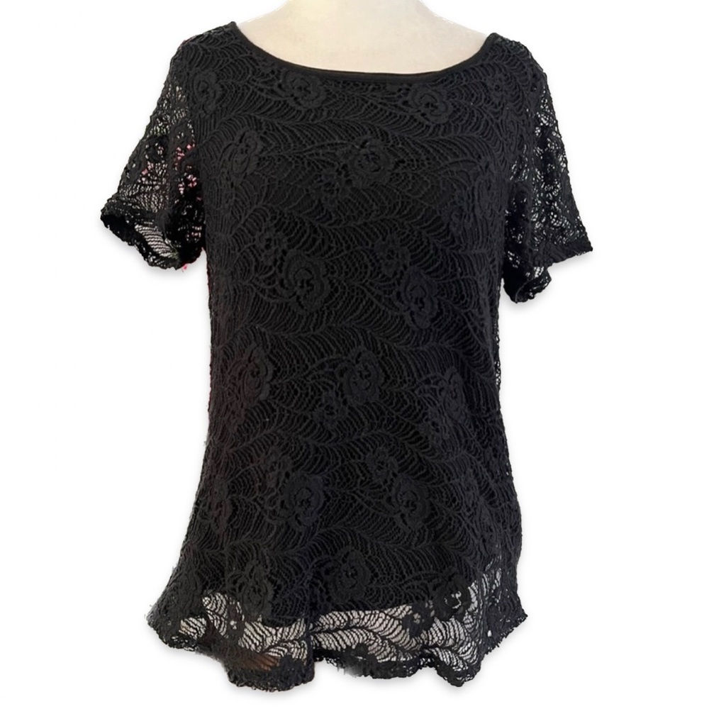 Leo & Nicole Small T-Shirt